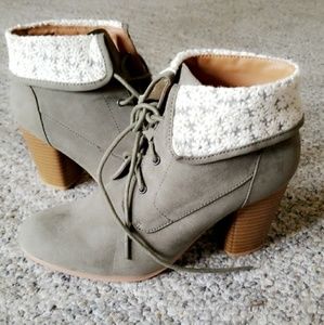Light green booties